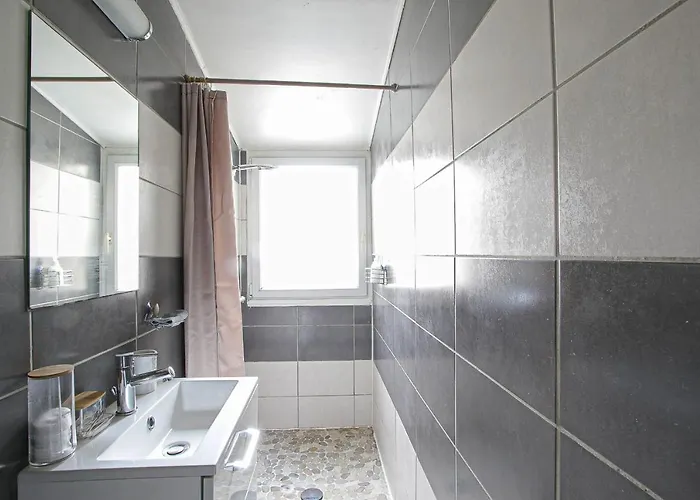 Titi's House Townhouse & Casa de Férias Grandcamp-Maisy