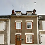 Titi's House Townhouse &