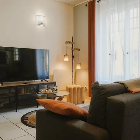 Titi's House Townhouse & Semesterbostad *